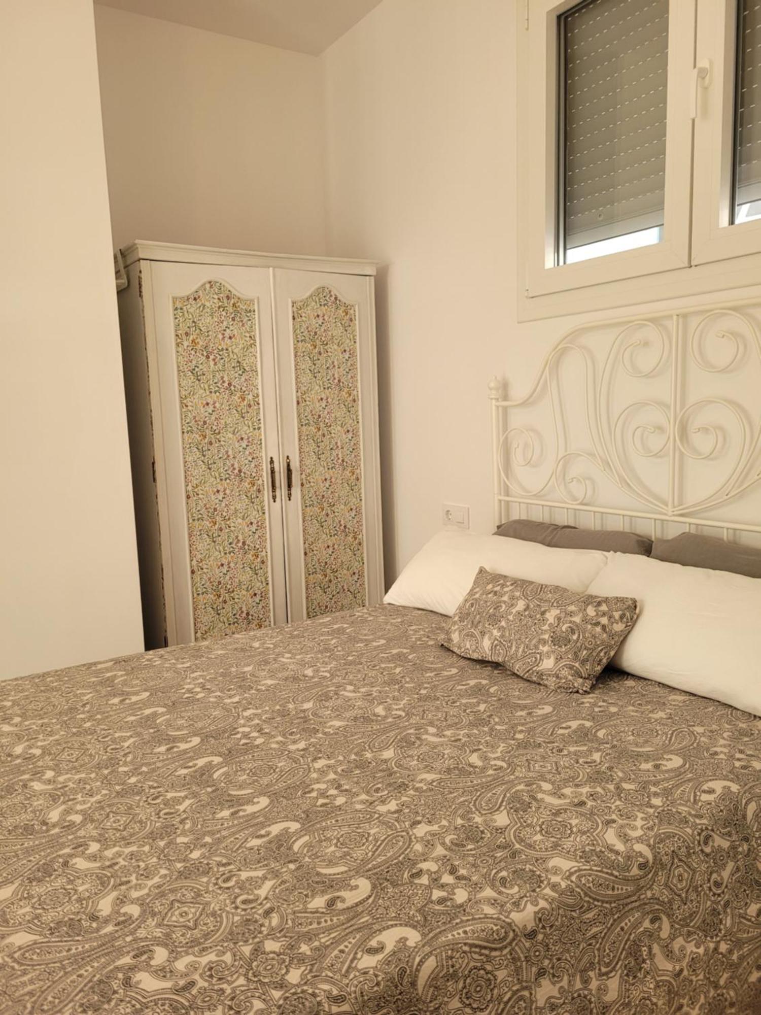 Apartamento Con Wifi, Patio Y Garaje Privado アルカラ・デ・グアダイラ エクステリア 写真
